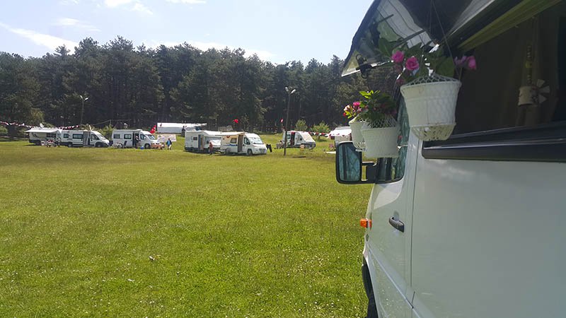 Kamp ve Karavan Alanı Görseli